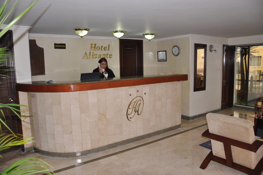 Hotel Alicante Bogotá Exteriör bild