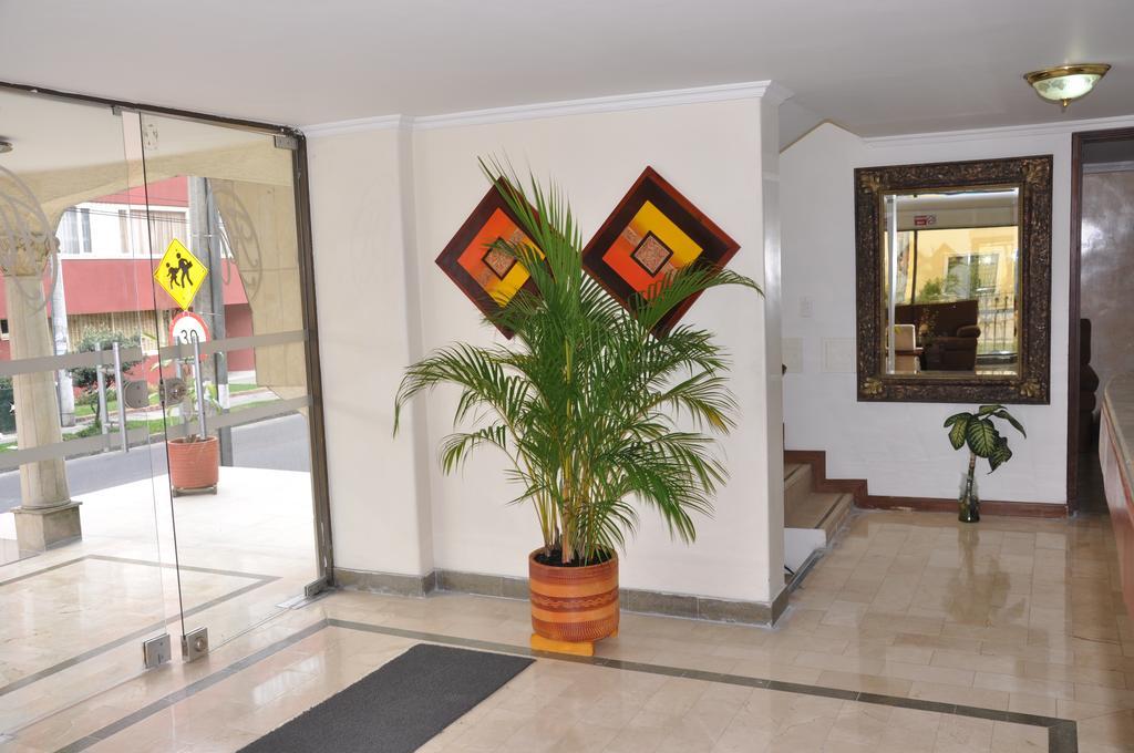 Hotel Alicante Bogotá Exteriör bild